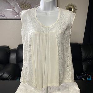 Gorgeous White Sleeveless Crochet Blouse
